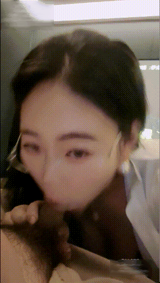 171207qrjr5wt7c4tt7828.gif